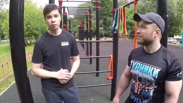АРМРЕСТЛИНГ на улице - хейтер пришел и показал