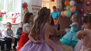 Прощальный танец детей с игрушками. До слёз! Прощайте игрушки. Мы взрослыми стали