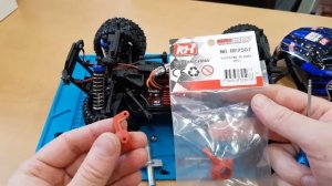 Как заменить передние поворотные кулаки S-max Remo hobby 1/16