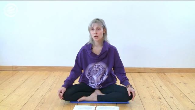 Гуны материальной природы (Йога волна от 15.12.2018 клуба ОУМ) смотреть онлайн