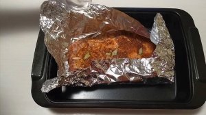 Как вкусно запечь свиную грудинку в духовке + маленький секретик. Рецепт вкусной закуски.