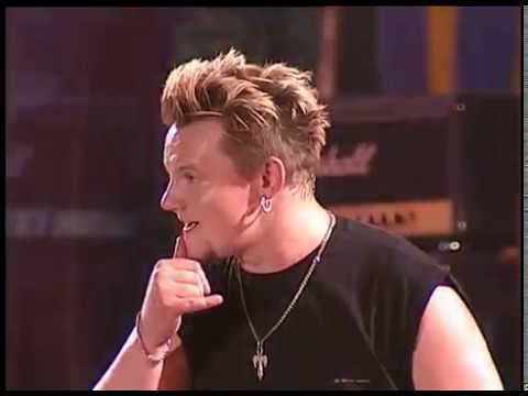 НАШЕСТВИЕ 2002: Король и Шут - Гимн шута смотреть онлайн