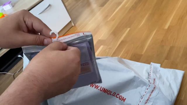 Uniqlo большая посылка смотреть онлайн