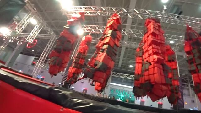 САМЫЙ СИЛЬНЫЙ БЛОГЕР НА ПОЛОСЕ ПРЕПЯТСТВИЙ ЧЕЛЛЕНДЖ! смотреть онлайн