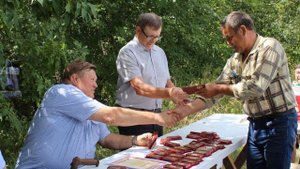 Встреча посвященная награждению ветеранов ГСВГ 75 летию образования группы .