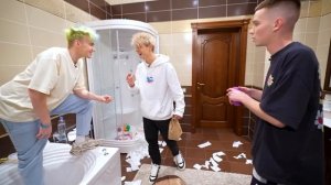 24 Часа В ТУАЛЕТЕ Челлендж!