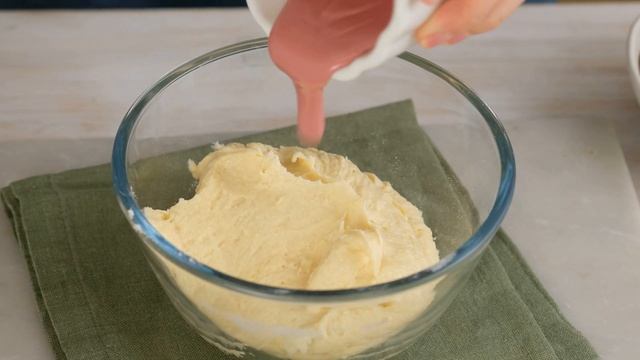 Wenn keine Zeit ist, einen Kuchen zu backen! Kuchen für Tee in 15 Minuten. Mischen und backen! смотреть онлайн