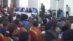 PASTEUR ABEL NKOMBA : N'EMPIREZ PAS VOTRE SITUATION, TRAVAILLEZ POUR SON AMÉLIORATION