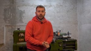 Конусная резьба на старом токарном станке.