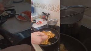 Судак в кисло - сладком соусе . Pike perch in sweet and sour sauce !