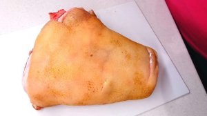 Рулька в духовке. Как приготовить свиную рульку в духовке. Кулинарный канал "НА КУХНЕ У МАМЫ"