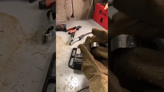 Купил полуавтомат без газа, вот швы и работа его смотреть онлайн