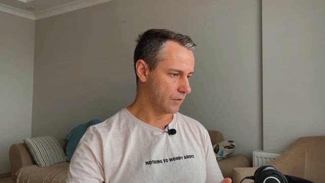 Почему сложно попасть на крупный лейбл? смотреть онлайн