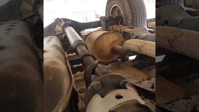 Toyota Hilux 2.5 VNT - 4×4 Shaft Greasing - Inject Grease смотреть онлайн