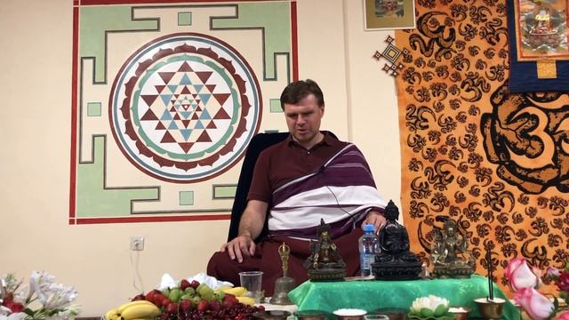 Лама Олег. Сущностные моменты духовного пути в буддийской практике и их применение в жизни (1) смотреть онлайн