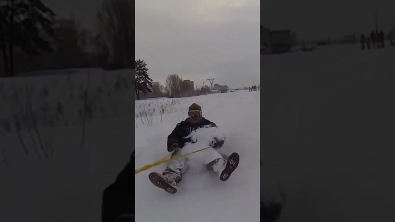 Зимний отдых у нас только такой! #зима #зимапришла #отдыхзимой #ватрушка