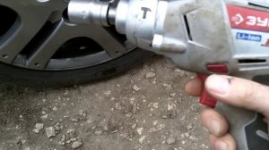 Гайковерт для колесных болтов - гаек  легковых автомобилей