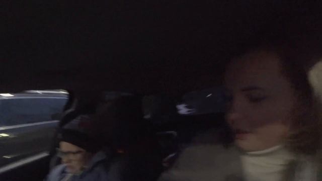 Опять надо чистить диван... Будни с особенным ребёнком смотреть онлайн