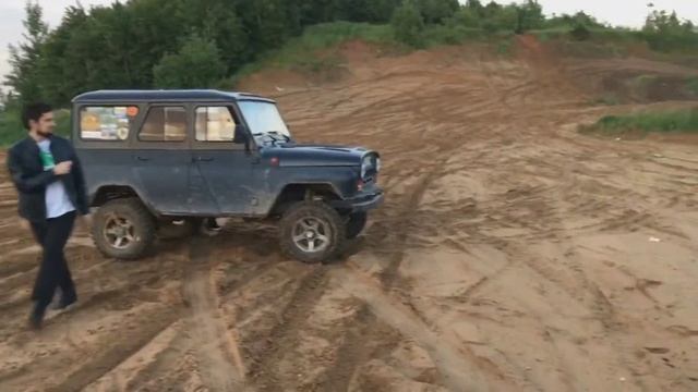 Песчаный offroad. Ваулины горы, УАЗы, Нива, Тагер смотреть онлайн