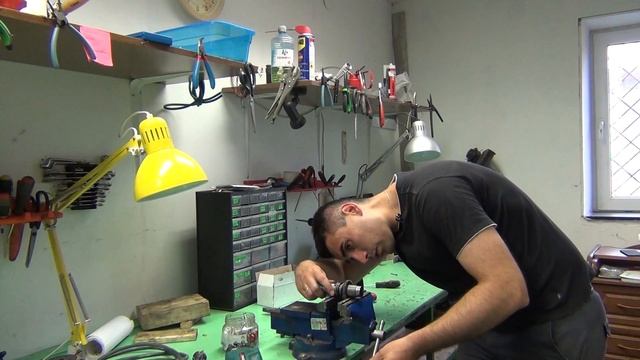 Makita 2450, ремонт редуктора перфоратора смотреть онлайн