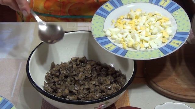 Картофельные зразы с грибной начинкой.