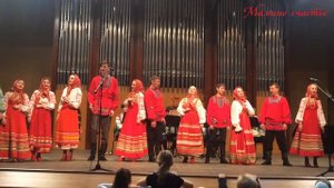 А мы масленицу прокатали. Солнышко покажись, красное снярядись