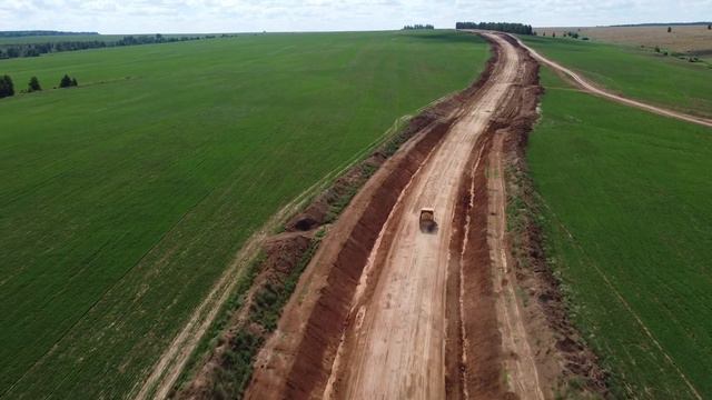 10 километров счастья: в Мамадышском районе строят новую дорогу смотреть онлайн