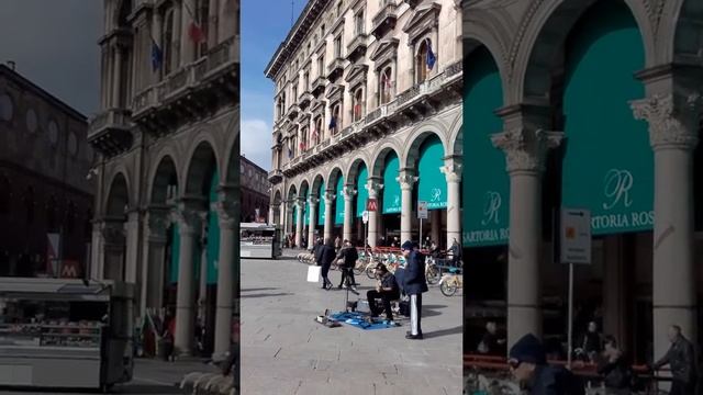 Piazza Duomo, 19 - 20121 Milano.