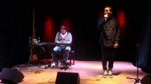 Птицами – Умер друг у меня стихи Константина Симонова
