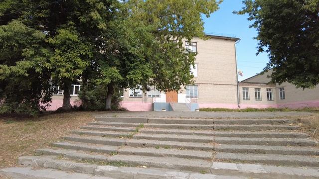 Детство прошло, а в школу тянет