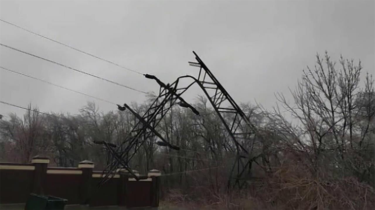 Ледяной шторм оставил без света 150 тысяч жителей Ростовской области