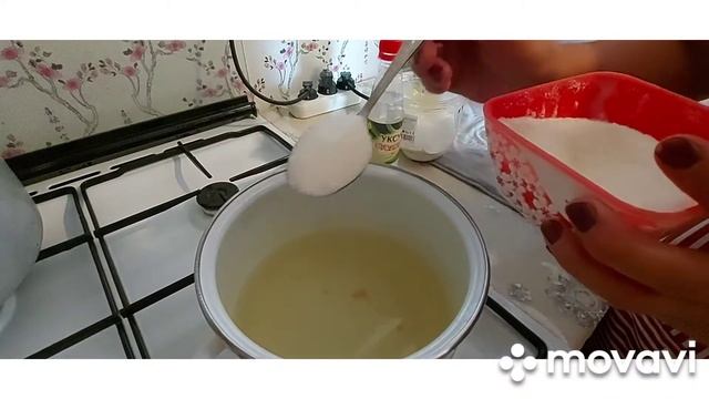 резанные помидоры с луком на зиму!