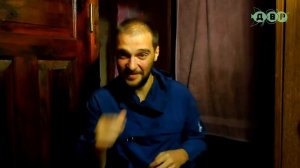 Костя Крохмаль показывает свое жилище после обстрелов!