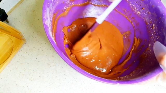 Рулет. Ен онай рулет. Бисквитный шоколадный рулет. смотреть онлайн