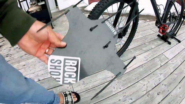 RockShox How to install Mtb front mud Guard (Fender) Rockshox смотреть онлайн