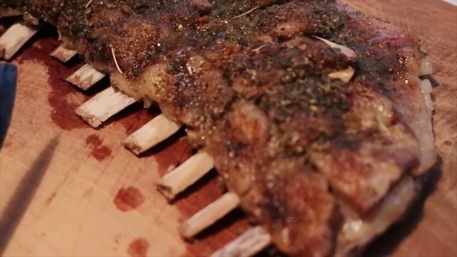 Муж готовит на кухне/Как муж и сын проводят время/8 Марта в Турции смотреть онлайн