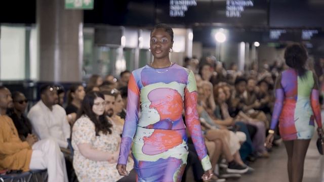 London Fashion Week 2023 By Fashion Show Live - Slow Motion Catwalk Model 21