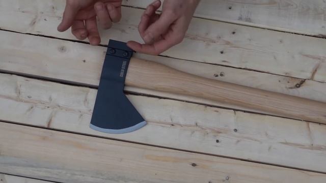 Cold Steel Hudson Bay Camp Axe смотреть онлайн