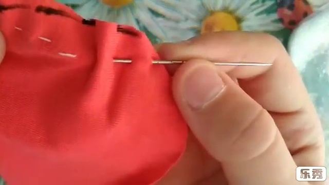 МК : как сделать пододеяльник для LPS ?/ Princess LPS смотреть онлайн