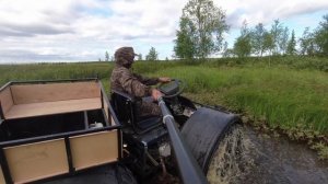 Покатушки по болоту на вездеходе Литл