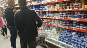 Где выгодно закупаться на неделю в Нагарии? Обзор большого продуктового магазина  "Шук Файсэль".