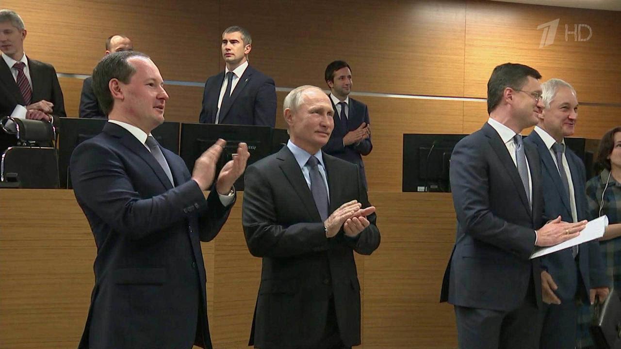 Владимир Путин провел совещание по вопросам развития электроэнергетики