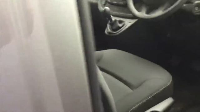 2017 Nissan NV300 1.6dCi (120ps) Acenta L1H1 (1.0t) Panel Van VF66 ANV at Hylton Nissan Worcester смотреть онлайн