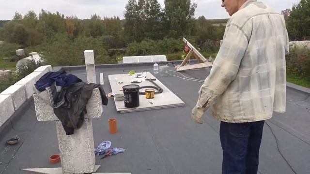 Самоклеящаяся гидроизоляция для плоской кровли. - смотреть видео онлайн ...