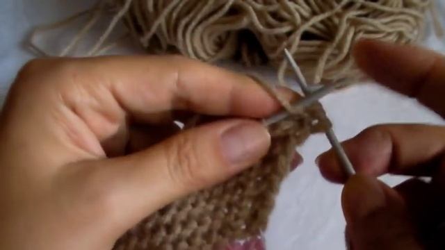 Урок 8. Вязание спицами: прибавка полотна перекрещенным накидом смотреть онлайн