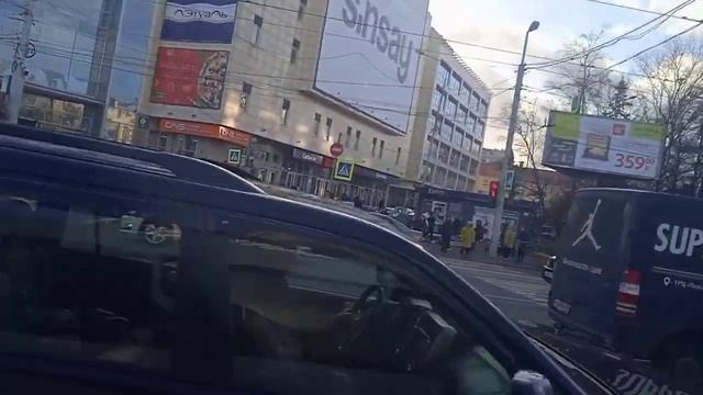 Mercedes Benz O405 маршрут N19 госномер Р732ХО 39 (Культурно досуговый центр-ул Пролетарская) смотреть онлайн