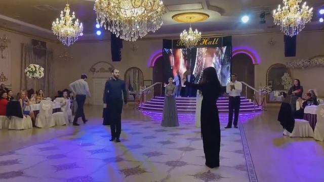 Свадьба 14 ноября 2020 г. Танцевальный номер с гостями. смотреть онлайн