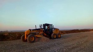 Изучаем строительный транспорт и цвета  Развивающее видео про машинки для детей