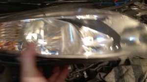 Рено Флюенс.демонтаж фары .не снимая бампер.