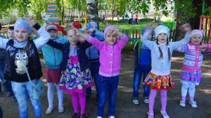 Выпускной в детском саду. Клип на песню "Мы маленькие дети"